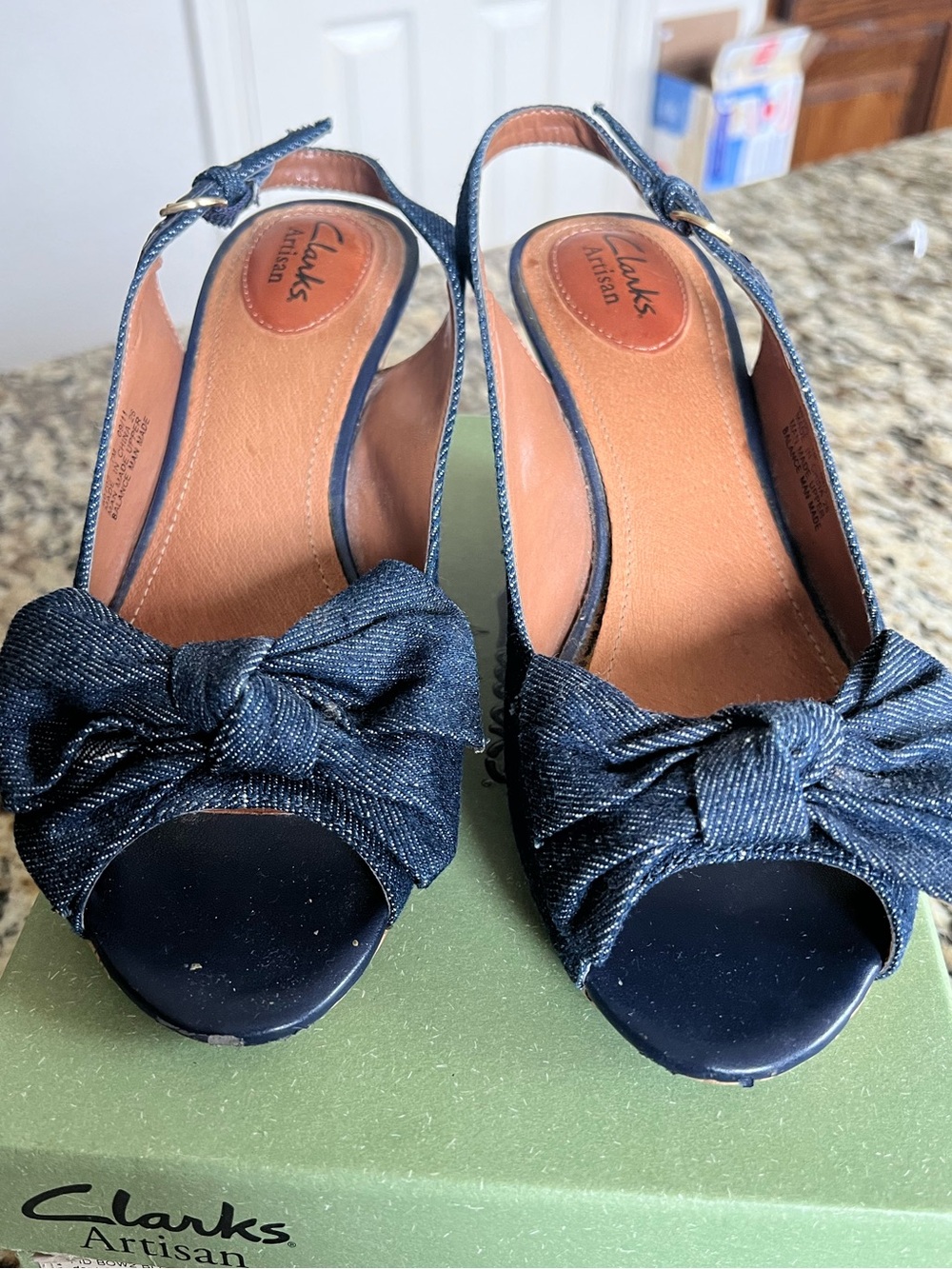 Clarks Artisan Fiddle Bow II Denim Slingback Sandals 7